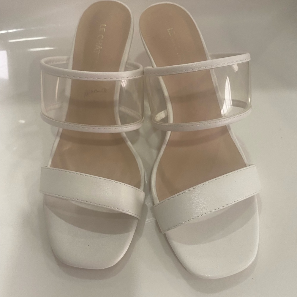 Le Chateau White Wedges - Size 37
